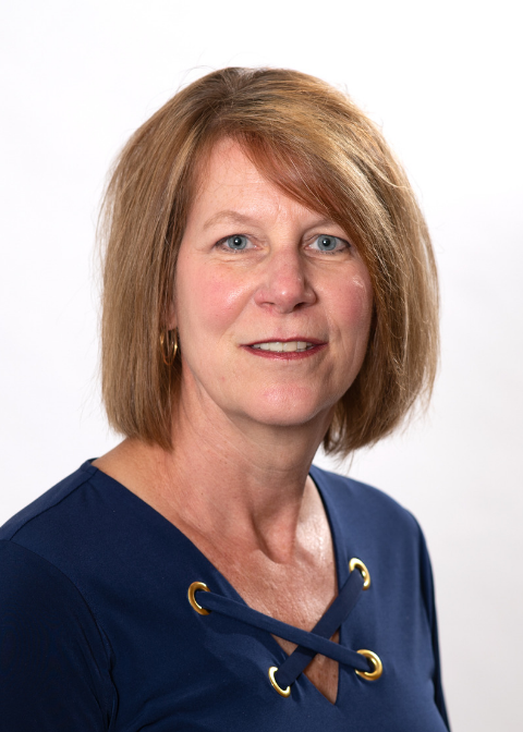 Holly Hall Willory Consulting Headshot
